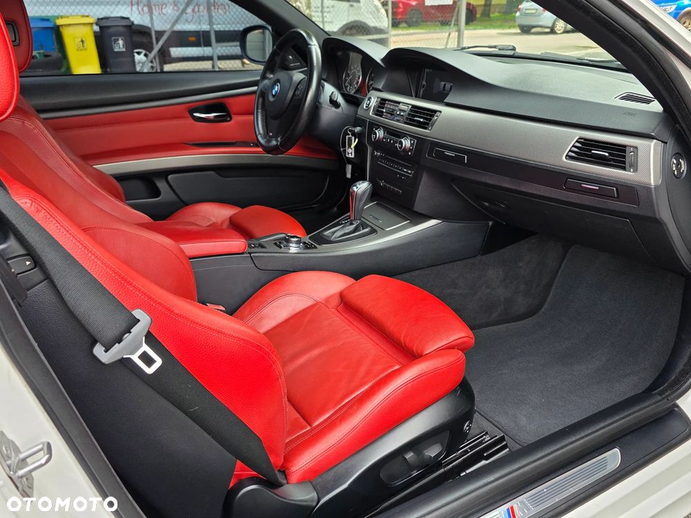 BMW Seria 3 335i M Sport Edition - 24