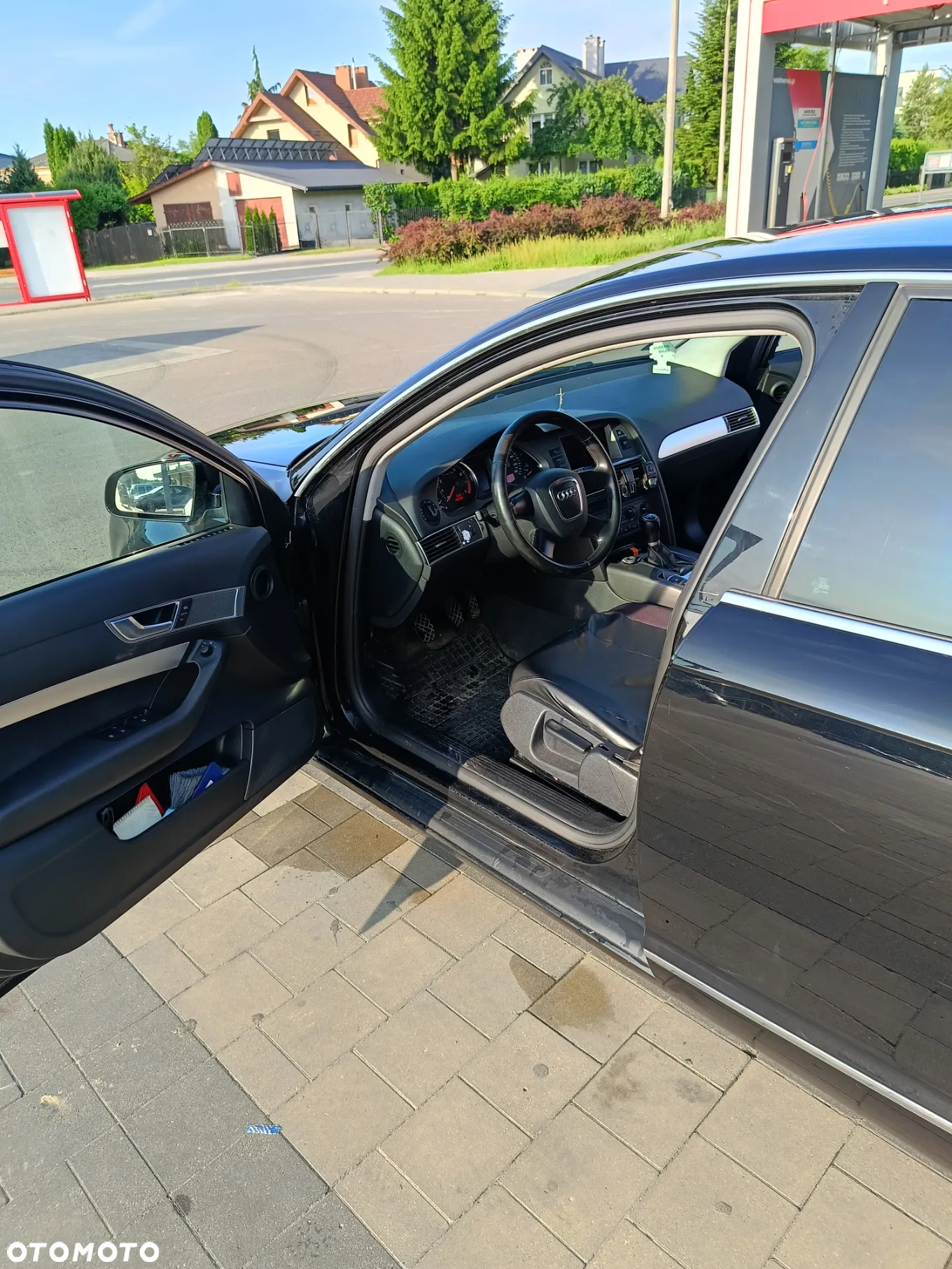 Audi A6 2.4 - 6