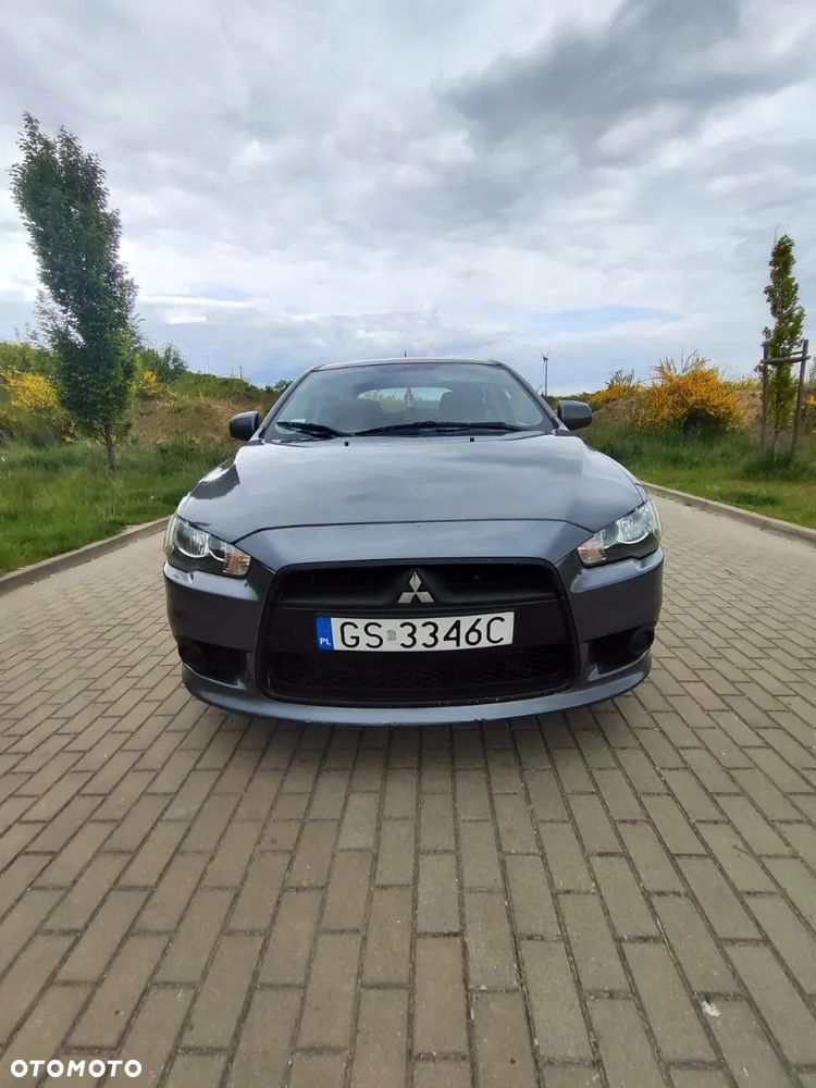 Mitsubishi Lancer 1.8 Invite - 3