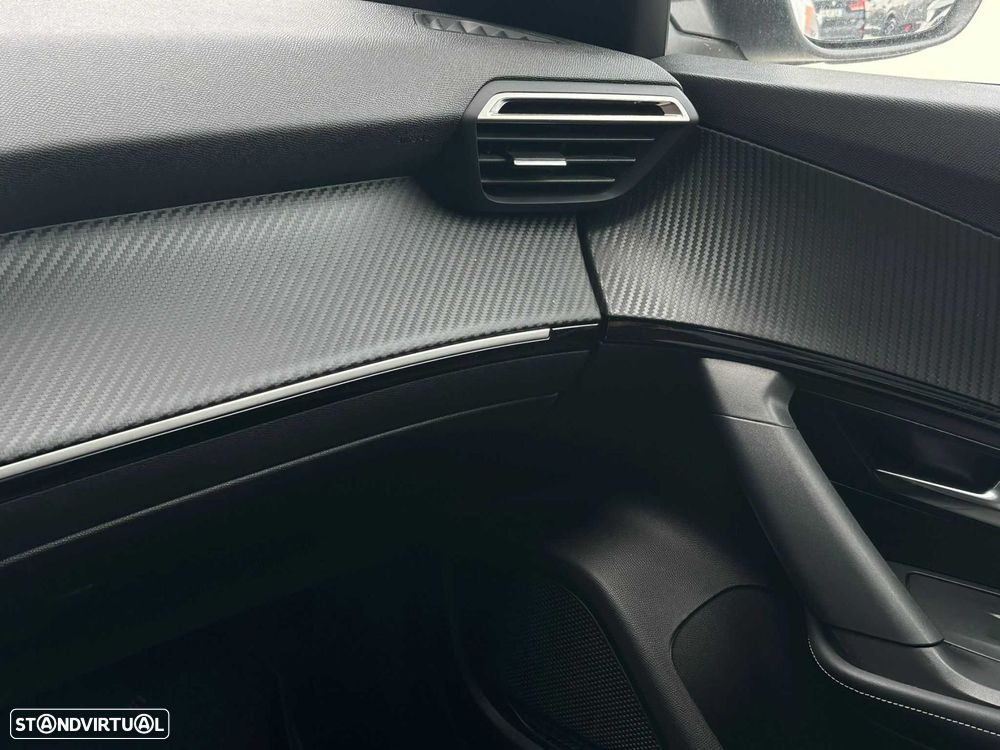 Peugeot 2008 1.2 Hybrid Allure e-DCS6 - 15