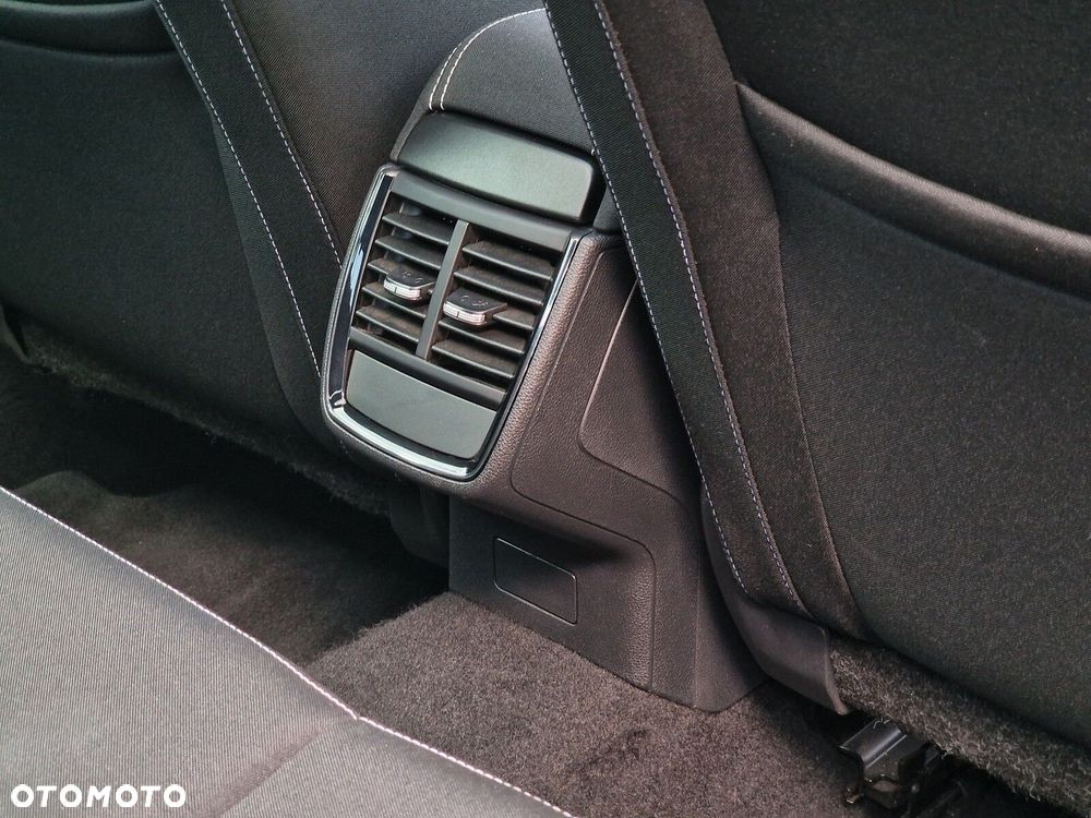 Skoda Kamiq 1.5 TSI Monte Carlo DSG - 18