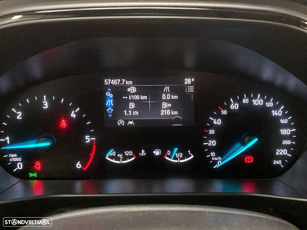 Ford Focus 1.5 TDCi EcoBlue ST-Line - 12