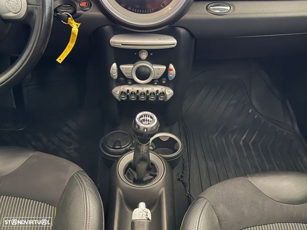 MINI Clubman Cooper D - 22