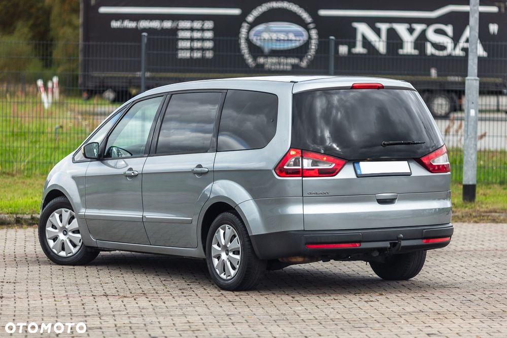 Ford Galaxy 2.0 TDCi DPF Ghia - 14