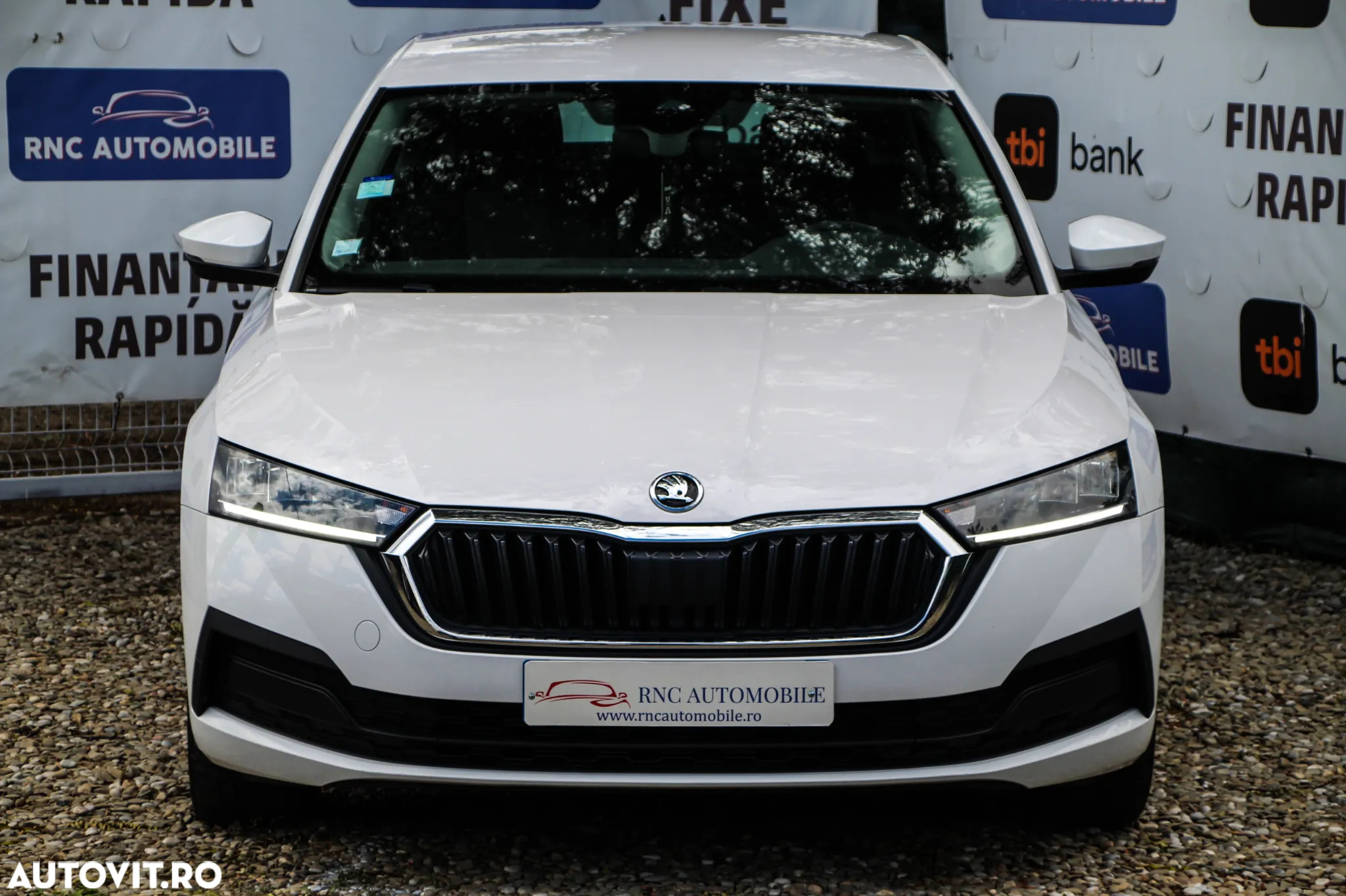 Skoda Octavia 2.0 TDI DSG Ambition - 2