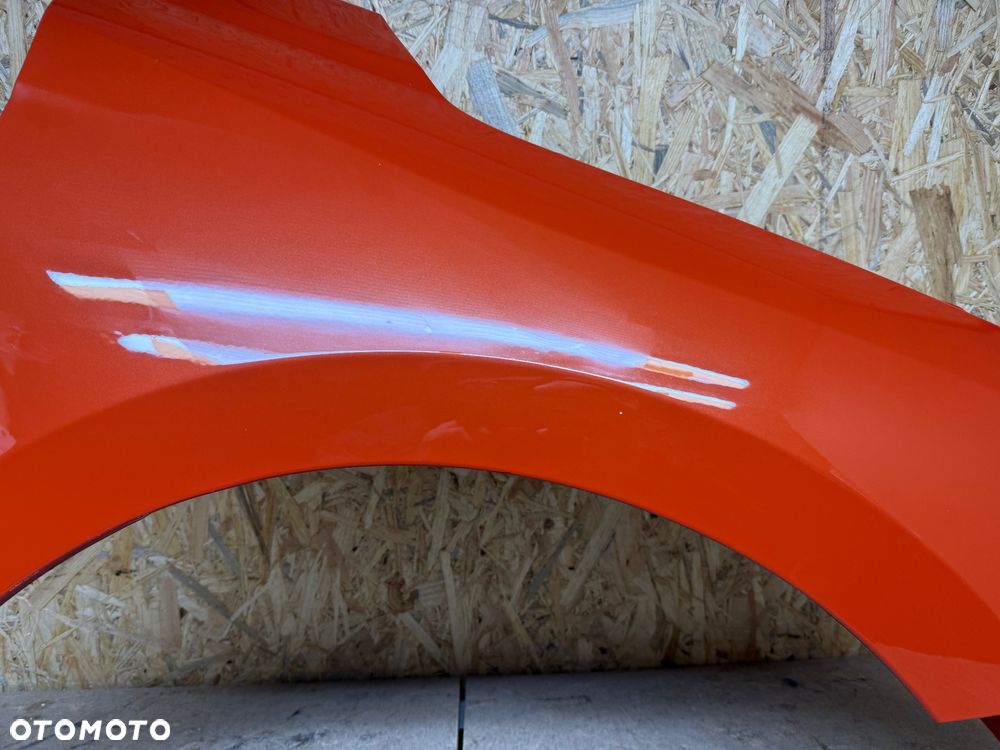 BŁOTNIK PRZÓD PRAWY PRZEDNI PRAWY OPEL CORSA F POMARAŃCZOWY - 19