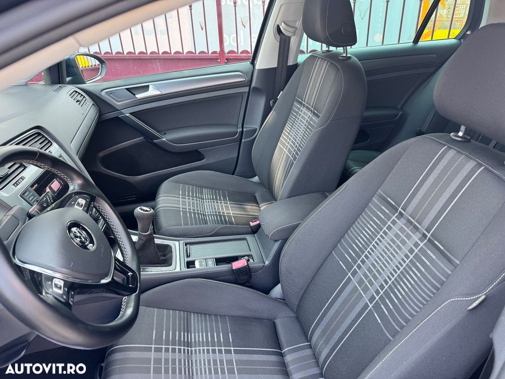 Volkswagen Golf 1.2 TSI BlueMotion Technology Lounge - 9