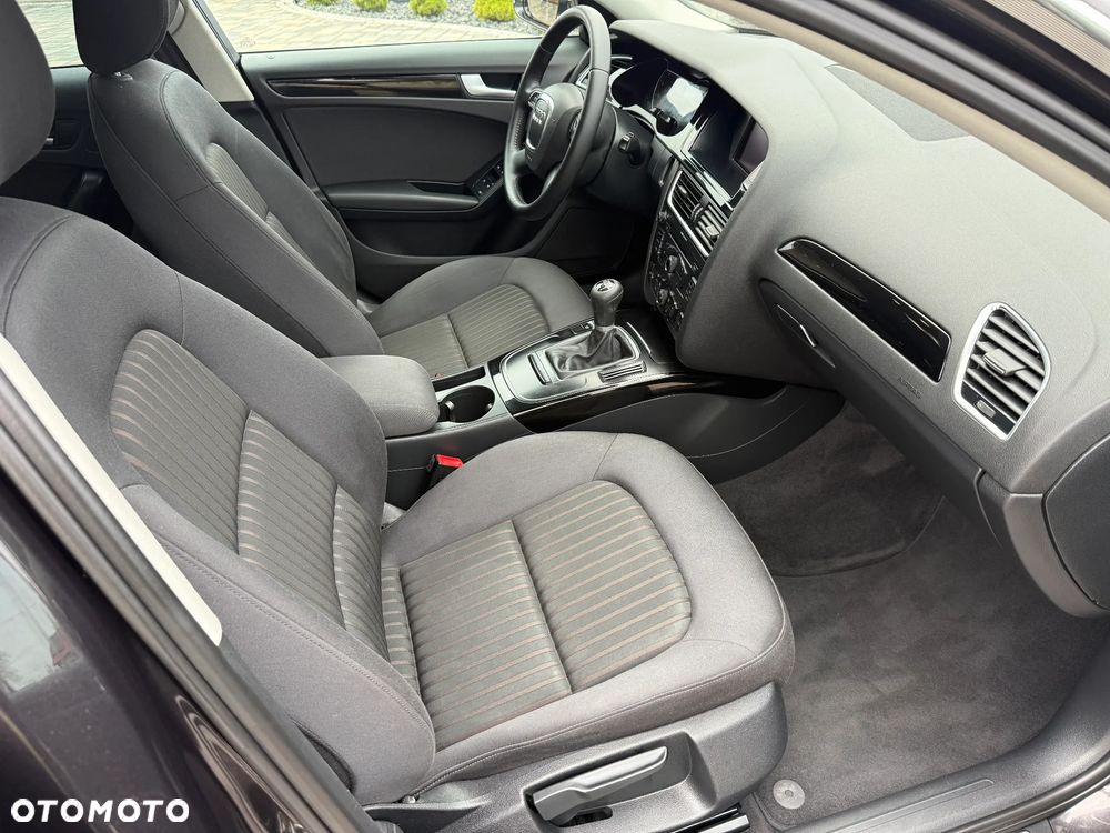 Audi A4 Limousine 1.8 TFSI S line Sportpaket (plus) - 22