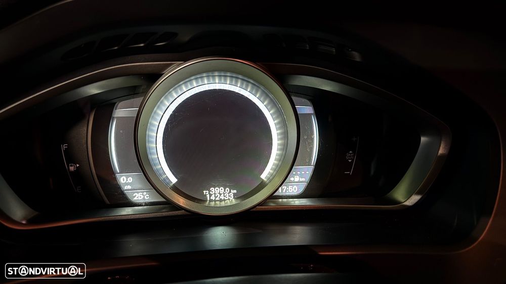 Volvo V40 Cross Country 1.6 D2 Volvo Ocean Race - 15
