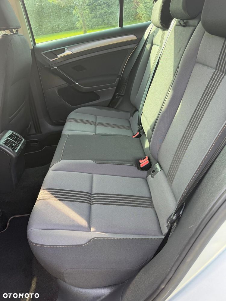 Volkswagen Golf 1.6 TDI BlueMotion Technology Allstar - 8