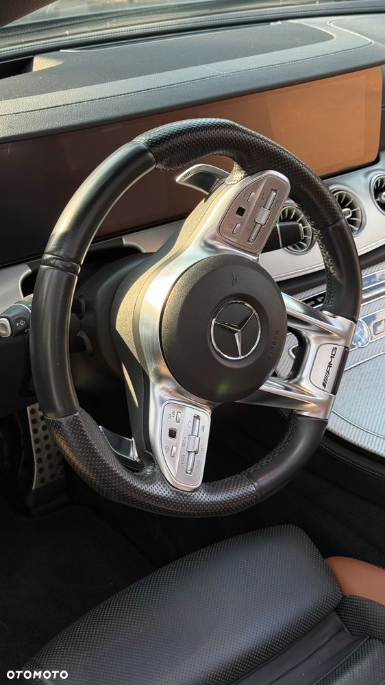 Mercedes-Benz Klasa E AMG 53 Kabriolet 4-Matic+ 9G-TRONIC - 9