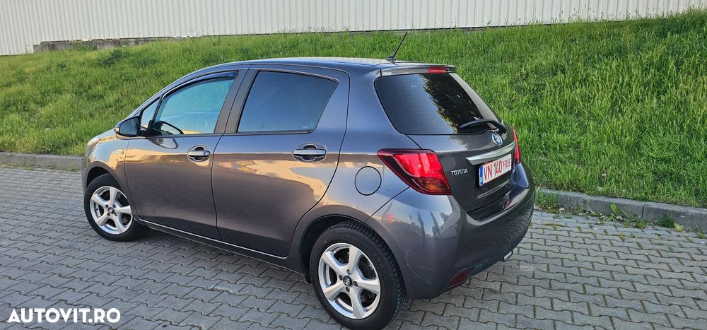 Toyota Yaris - 2
