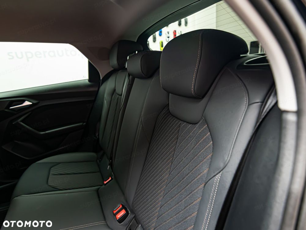 Audi A1 Sportback 30 TFSI Advanced S tronic - 20