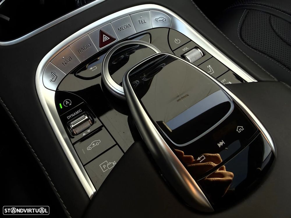 Mercedes-Benz S 560 4Matic 9G-TRONIC - 52