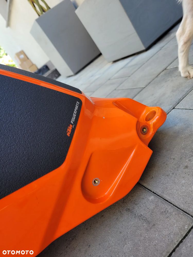 Bak, zbiornik paliwa KTM 1290 Super Duke 17-20 - 22