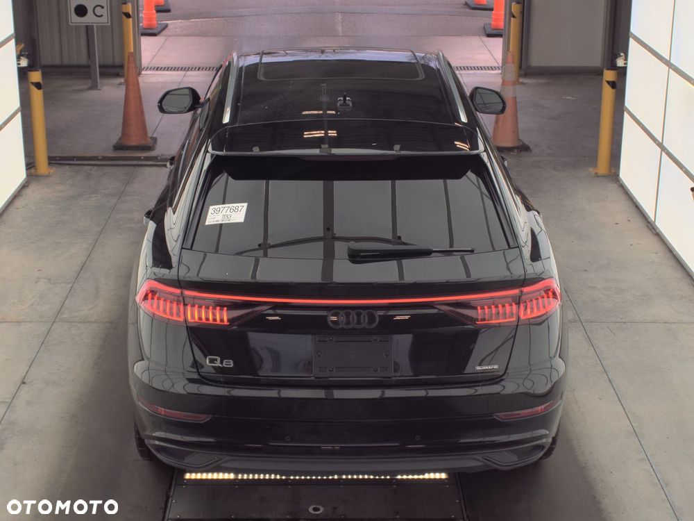 Audi Q8 55 TFSI quattro tiptronic - 5