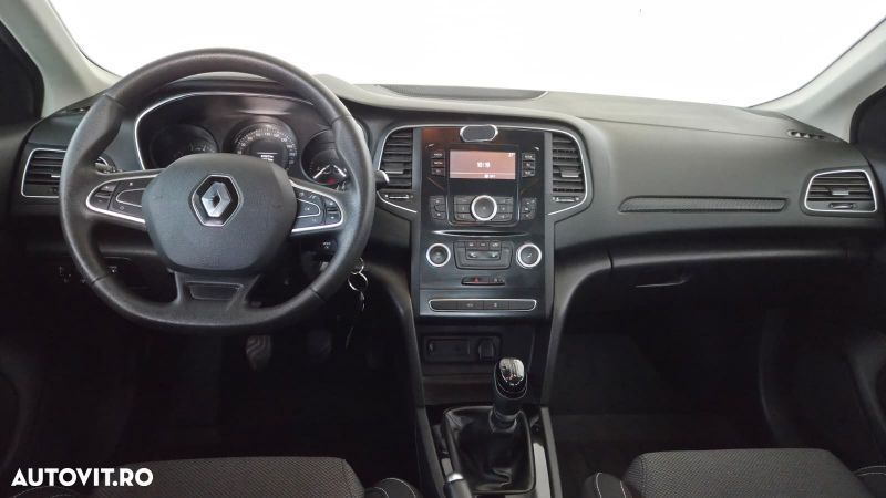 Renault Megane TCe Business - 10