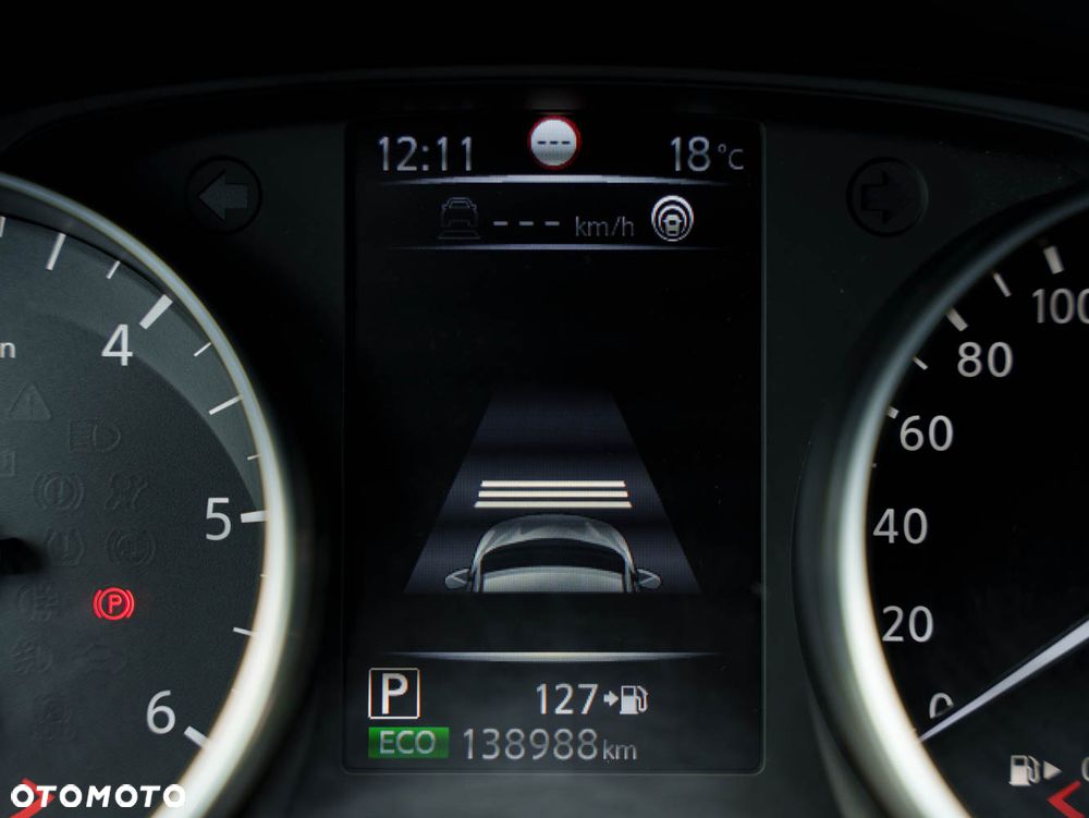Nissan Qashqai 1.6 dCi Xtronic TEKNA+ - 38