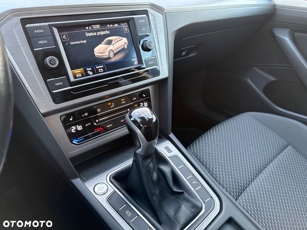Volkswagen Passat 1.5 TSI EVO Elegance - 7