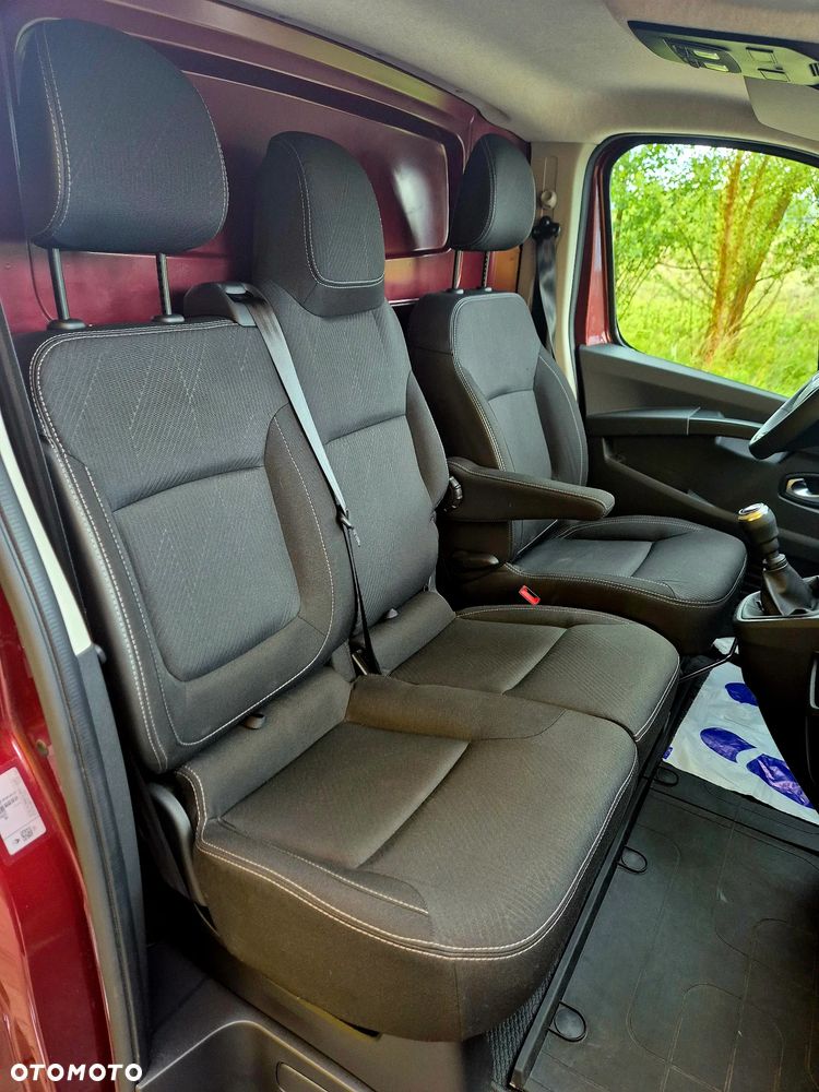 Renault Trafic - 16