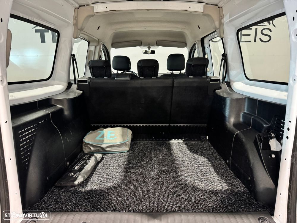 Renault Kangoo Maxi Z.E. 33 - 18