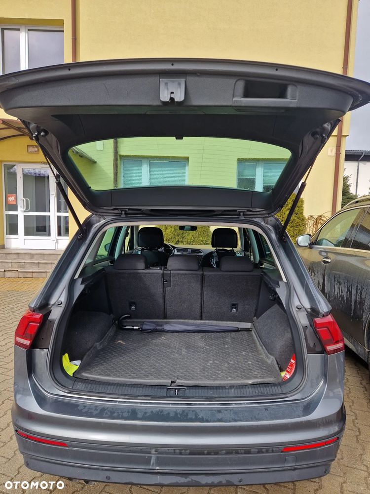 Volkswagen Tiguan - 5
