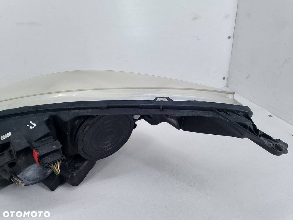 LAMPA PRZÓD PRAWA PEUGEOT 207 20-B059 TYC - 3