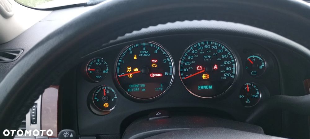 Chevrolet Suburban - 2