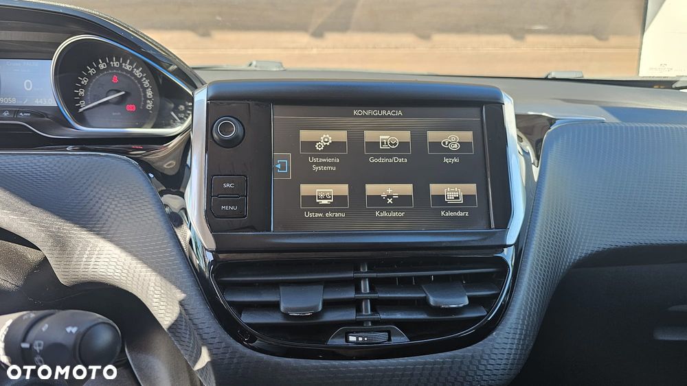 Peugeot 2008 1.2 Pure Tech GPF Allure S&S - 22