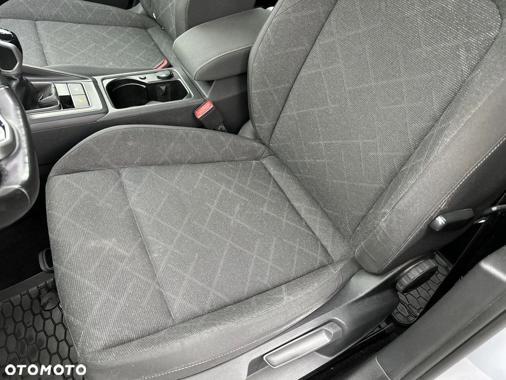 Volkswagen Golf 2.0 TDI Life - 12