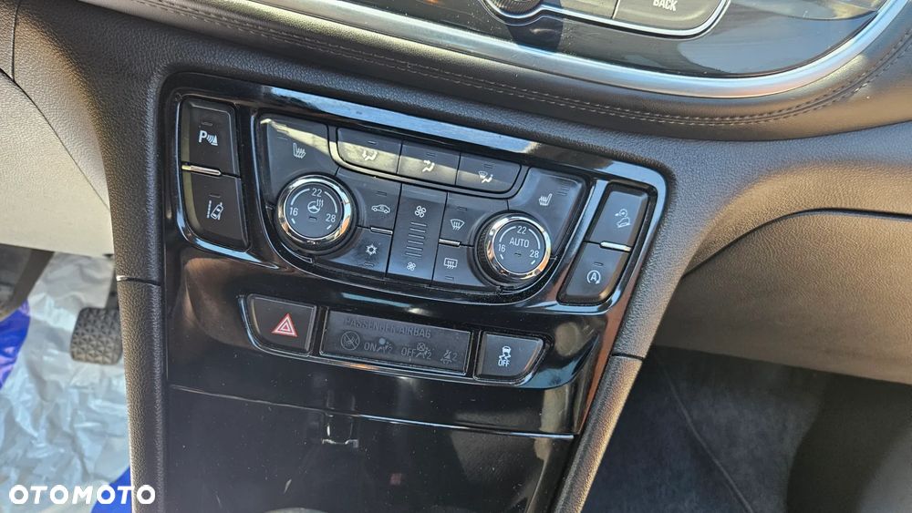 Opel Mokka X 1.6 D (CDTI ecoFLEX) Start/Stop 4x4 Color Innovation - 18