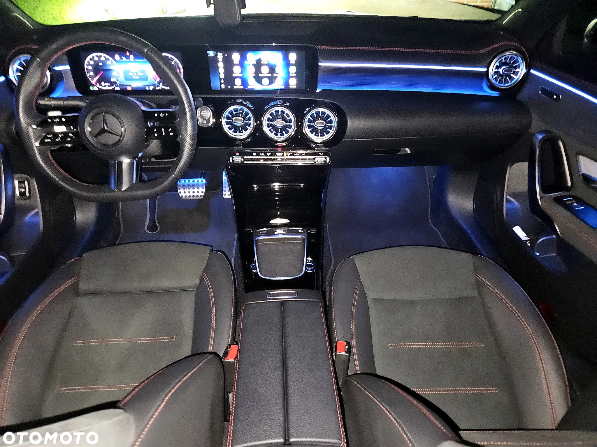 Mercedes-Benz CLA 180 d AMG Line 8G-DCT - 17