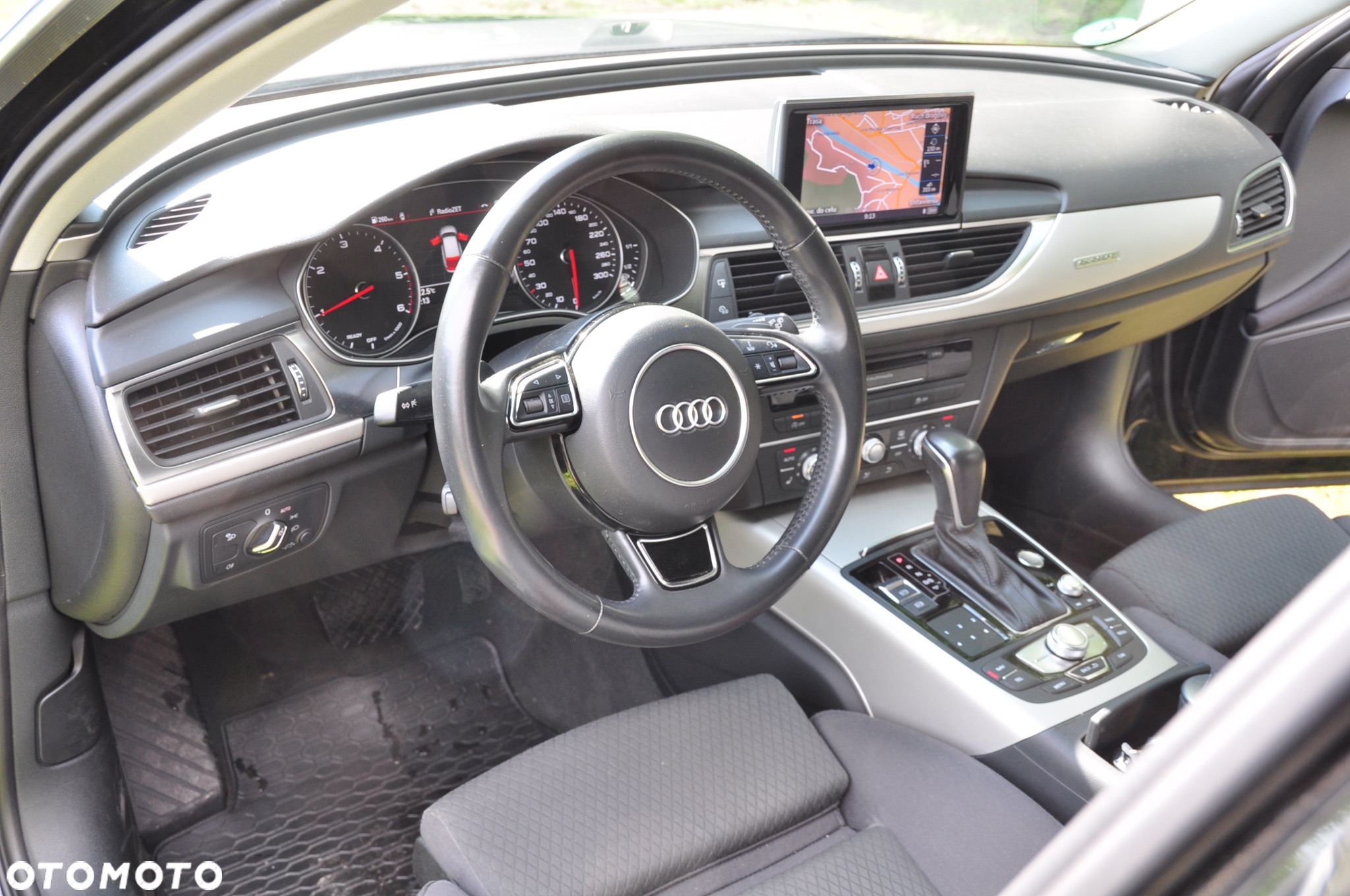 Audi A6 Avant 2.0 TDI quattro S tronic - 11