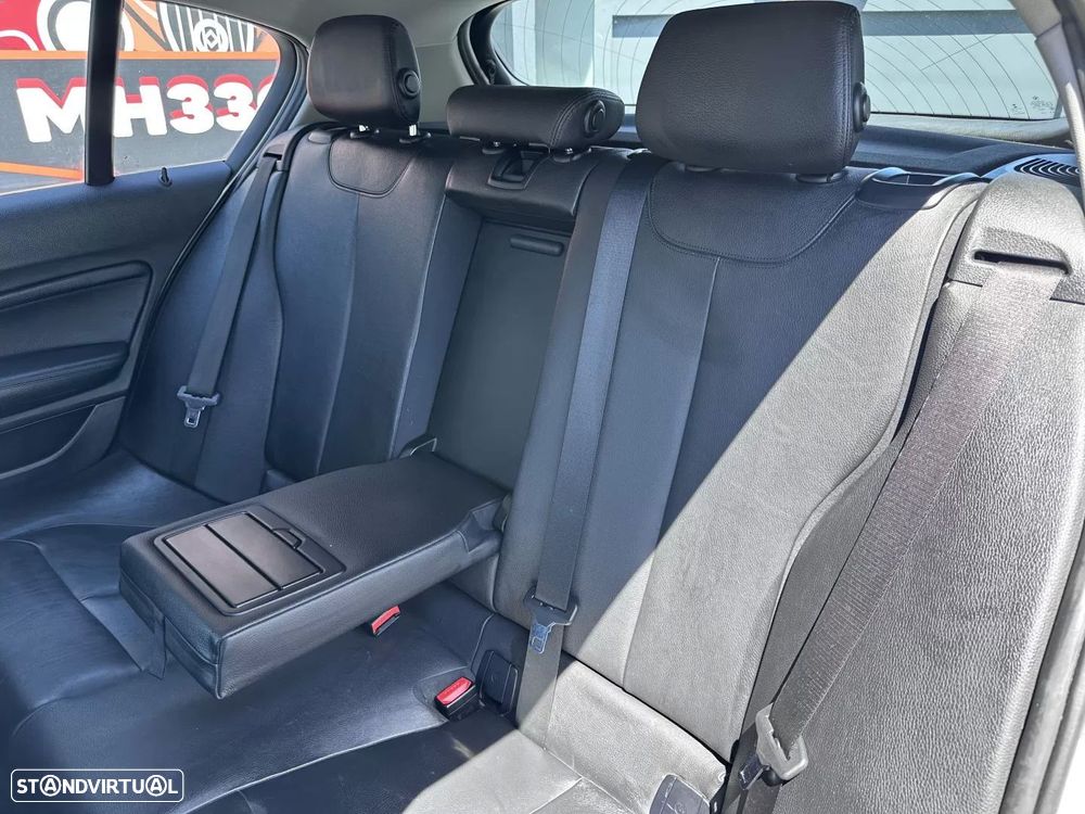 BMW 116 d Sport Line - 19