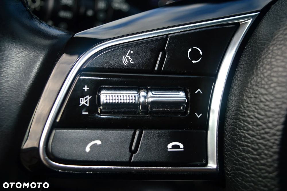 Kia XCeed 1.4 T-GDI OPF PLATINUM EDITION - 33