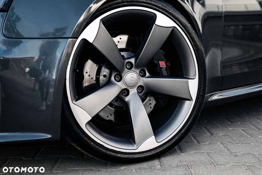 Audi RS4 Avant Avant S tronic - 9