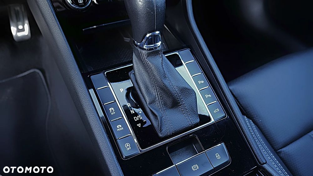 Skoda Superb 2.0 TSI 4x4 L&K DSG - 22