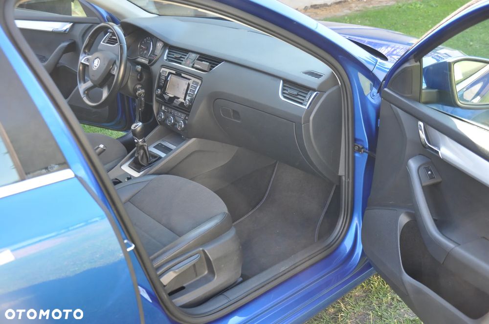 Skoda Octavia 2.0 TDI Edition - 25