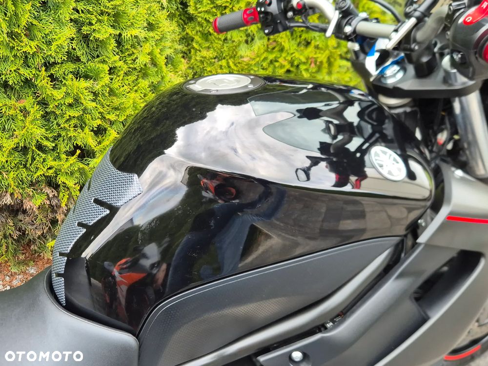 Yamaha XJ - 12