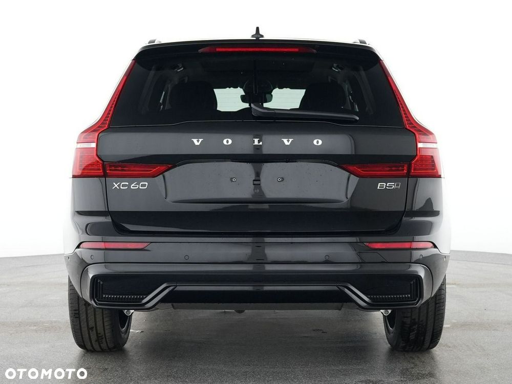 Volvo XC 60 B5 B AWD Ultra Dark - 3