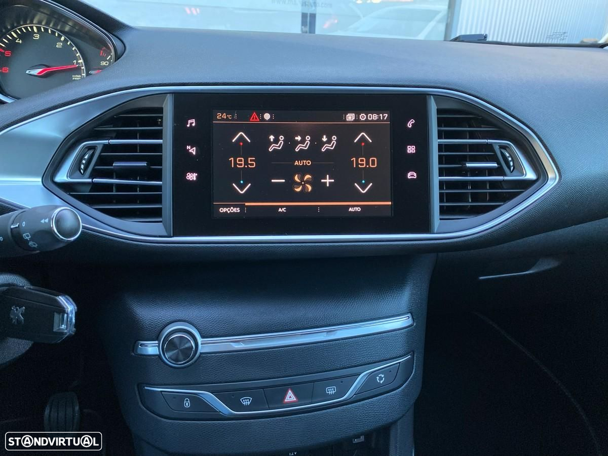Peugeot 308 SW 1.5 BlueHDi Allure - 17