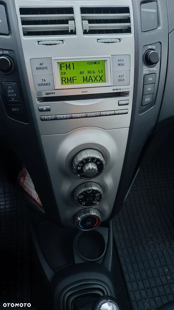 Toyota Yaris 1.0 Luna A/C - 7