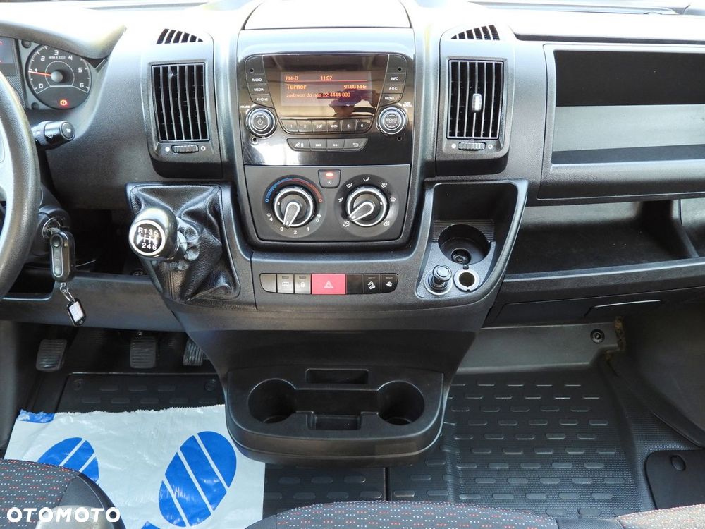 Peugeot BOXER  WYWROTKA PODWÓJNA KABINA DOKA 7 MIEJSC TEMPOMAT KLIMATYZACJA  140KM - 34