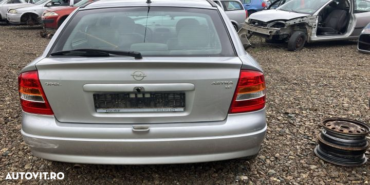 Rampa injectoare 1.6B,8V, Z1.6SE Opel Astra G [1998 - 2009] Hatchback - 8