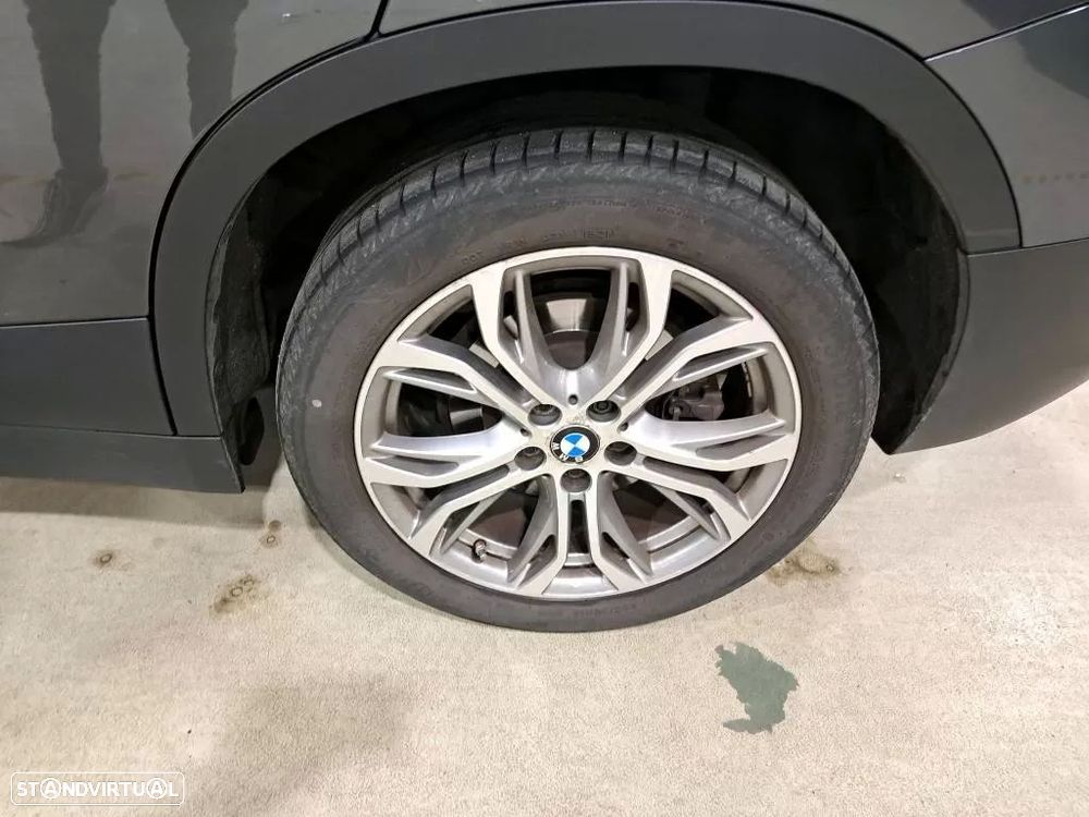 BMW X2 25 e xDrive - 8