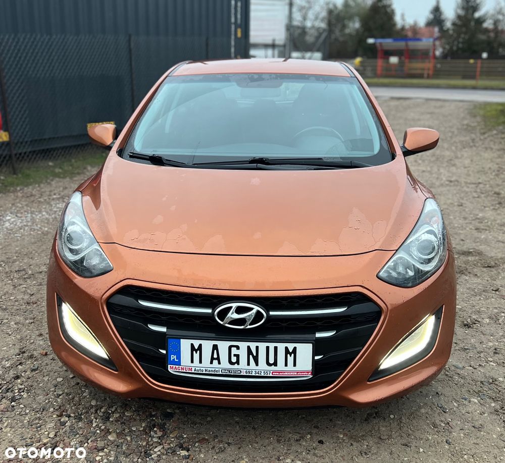 Hyundai i30 - 22