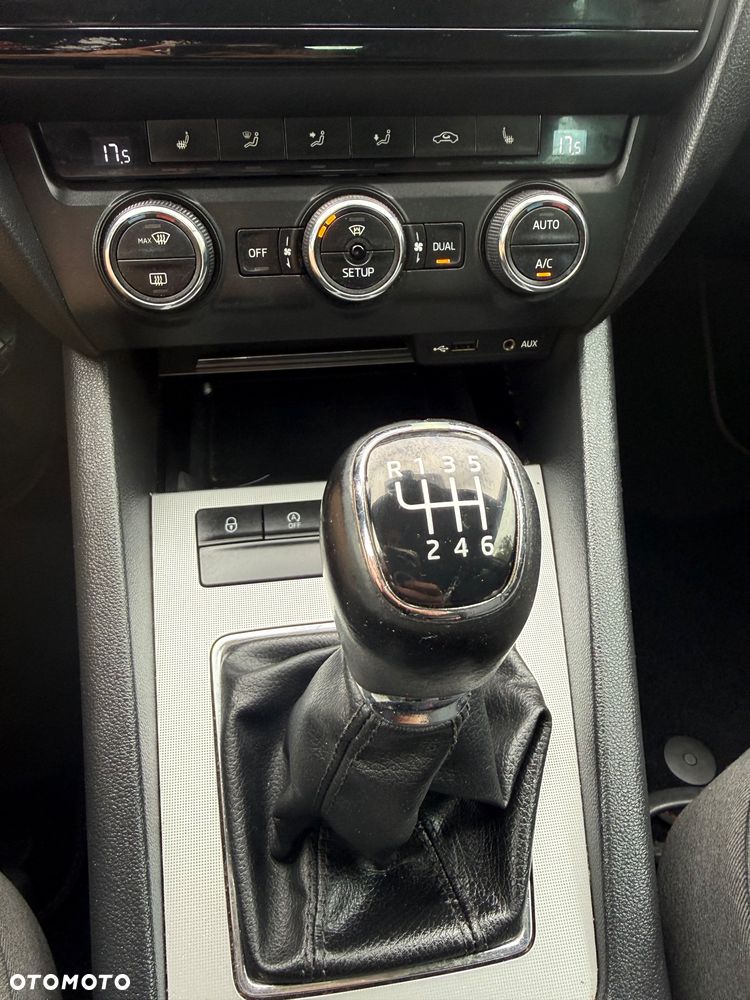 Skoda Octavia 2.0 TDI Green tec Elegance - 25