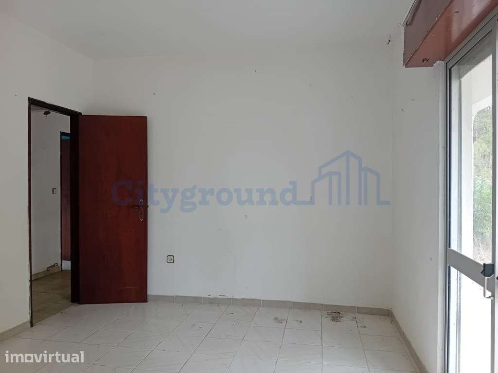Moradia T3 com Terreno de 2660 m² em Rio de Couros, Ourém - Grande imagem: 3/18