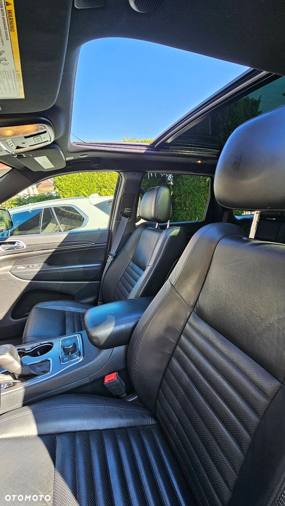 Jeep Grand Cherokee - 8