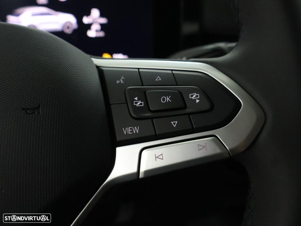 VW T-Roc 1.5 eTSI Trend DSG - 19